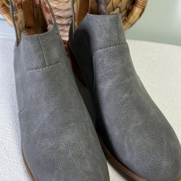 boc Lucy Gray Ankle Boot 9M Boho Festival Business Casual Rodeo Hipster Vibes - Picture 3 of 10